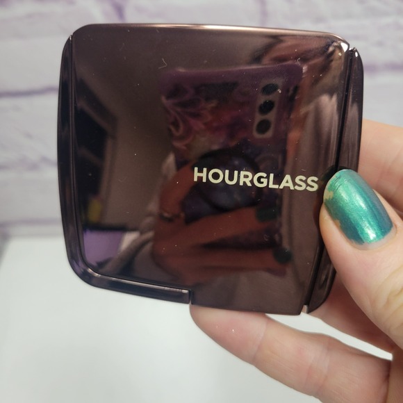 NEW No Box Hourglass Ambient Lighting Powder 10g Diffused Light - Picture 5 of 5